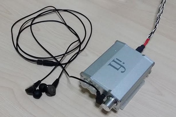 Audiocadabra-Optimus-Handcrafted-Dual-Headed-USB-Cable-In-Clover-Close-Singapore
