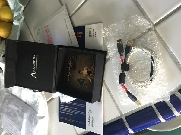 audiocadabra-ultimus-solid-core-silver-dual-headed-usb-cable-unboxing