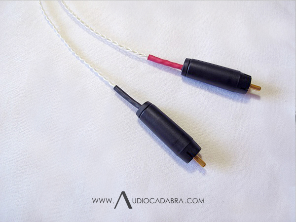 Audiocadabra-Ultimus-Plus-Handcrafted-Analog-Cables