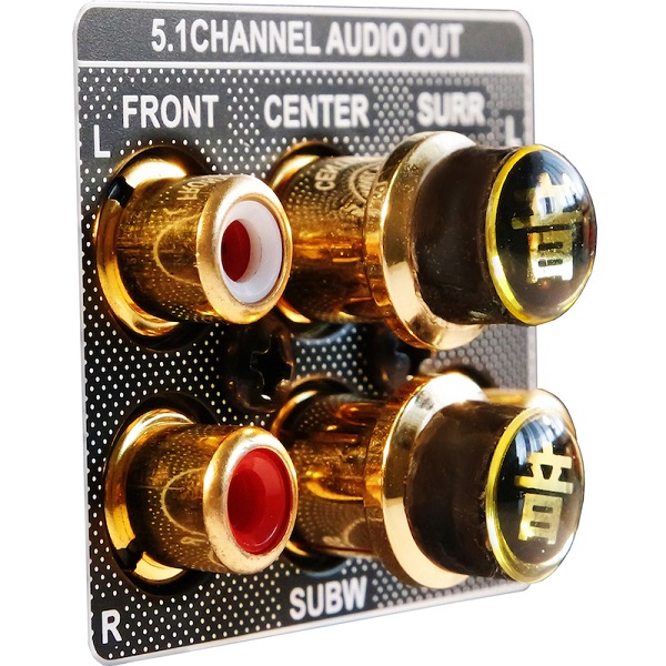 Akiko-Audio-RCA-Tuning-Caps-Gold-In-Use-Audiocadabra