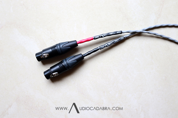 Audiocadabra-Xtrimus4-Solid-Silver-SuperQuiet-XLR-Cables