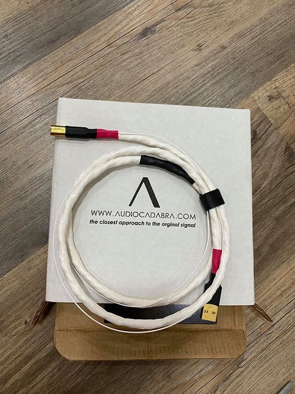 Audiocadabra-Ultimus4-Solid-Silver-SuperQuiet-USB-Cable-In-Ho-Chi-Minh-Vietnam