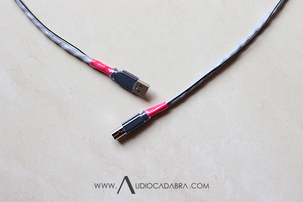 Audiocadabra-Xtrimus4-Solid-Silver-SuperQuiet-USB-Cables