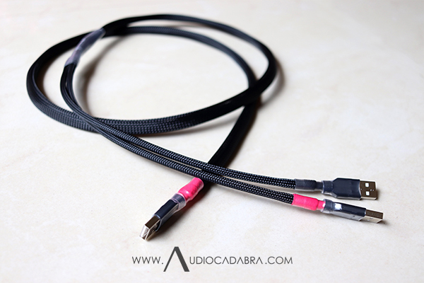 Audiocadabra Xtrimus Solid-Silver SuperQuiet Dual USB Cables